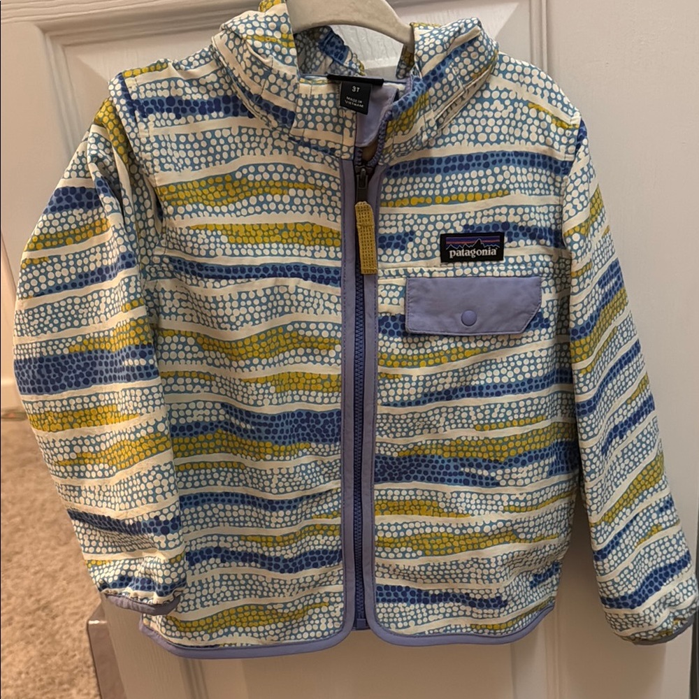 Patagonia Blue and Yellow Patterned Kids Rain Jacket 3T